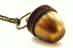 Acorn Necklace - An Acorn with a Secret  Fall Fashion - Capsule Container  Pendant Necklace - by Gwen DELICIOUS  Fashion Jewelry on Etsy, $42.00 Vintage Locket, The Bling Ring, Acorn Necklace, Ashes Necklace, Bird Necklace, Fashion Capsule, Cremation Jewelry, Locket Necklace, Vintage Design