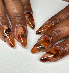 Brown Pattern Nails, Fall Nails Trendy Square, Black And Brown Marble Nails, Orange And Brown Marble Nails, Dark Marble Nail Designs, Black And Brown Ombre Nails, Fall Aesthetic Nails Almond, Burnt Yellow Nails, Short Almond Autumn Nails