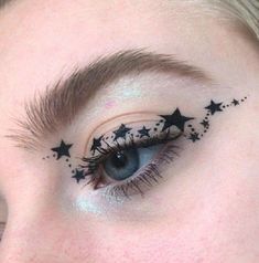 Festival Make Up, Halloween Eye Makeup, Halloween Eyes, Star Makeup, Cool Makeup, Creative Eye Makeup