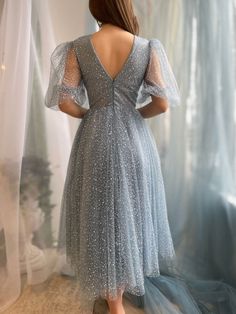 Light Blue Knee-length Prom Dress, Blue Knee-length Dress For Prom Season, Light Blue Sweetheart Neckline Dress For Banquet, Knee-length Blue Evening Dress For Prom, Blue Knee-length Evening Dress For Prom, Light Blue Knee-length Dress For Banquet, Fitted Light Blue Midi Dress For Prom, Knee-length Tea Length Dress For Wedding And Prom Season, Light Blue Prom Dress With Fitted Bodice