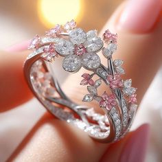 Hug Jewelry, Stylish Jewelry Accessories, New Gold Jewellery Designs, Crystal Fashion, Jewelry Workshop, Stylish Rings