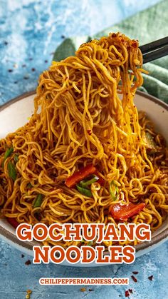 Gochujang Noodles looking yum Gochujang Noodles With Chicken, Mild Spicy Recipes, Spicy Vermicelli Noodles, Korean Pork Noodles, Gochujang Ramen Noodles, Gochujang Rice Noodles, Noodles With Gochujang, Korean Stir Fry Noodles, Spicy Thai Food Recipes