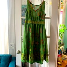 Beautiful Dress New Without Tags Green V-neck Embroidered Dress For Spring, Green Sleeveless Fitted Embroidered Dress, Green Fitted Sleeveless Embroidered Dress, Green Embroidered V-neck Maxi Dress, Spring Green Embroidered V-neck Dress, Sleeveless Green Embroidered Summer Dress, Green Sleeveless Embroidered Summer Dress, Green Sleeveless Embroidered Dress For Summer, Fitted Green Midi Dress With Floral Embroidery