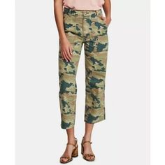 Free People's all-cotton cargo jeans get noticed in a cropped length and modern camo print, heavy Jean material. Approx. inseam: 25-1/2" Rise: approx. 12-3/8"; cropped leg Front zipper and button closures; belt loops 4-pocket styling Size: 27R JB-Box-I-crosslist Camo Print Pants, Camouflage Jeans, Womens Camo, Patterned Jeans, Free People Jeans, Camo Pants, Capri Jeans, Junior Outfits, Free People Pants