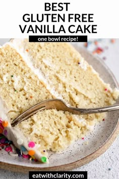 This is the best gluten free vanilla cake recipe. It's moist, tender, easy to make, dairy free friendly and topped with vanilla buttercream frosting. The perfect gluten free birthday cake or dessert. Perfect Cake Recipe, Vegan Chocolate Chip Cookies, Best Gluten Free