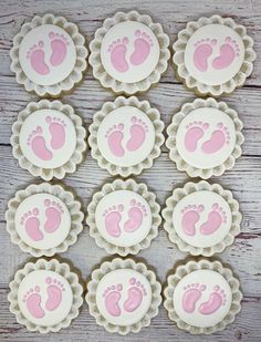 These beautiful baby footprint cookies are perfect for baby showersgender reveal events or to thank your OBGYN office for taking such good careWhether you need pinkblue or boththese make the perfect addition to your celebrationThis listing is for (12hand-decoratedindividually wrapped sugar cookies that each measure approximately 3-1/4We do not use added preservativesso all items are made to orderUnless you request otherwiseyour order will be shipped as close to your e Obgyn Office, Best Baby Shower Favors, Its A Girl Announcement, Shower Favors Baby, Baby Shower Favors Girl, Baby Footprint