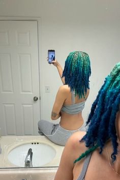 Multicolor Locs Black Women, Loc Color Inspiration, Green And Blue Hair Dye, Dyed Hair Combos, Colors To Dye Your Dreads, Mixed Color Locs, Dreads With Highlights