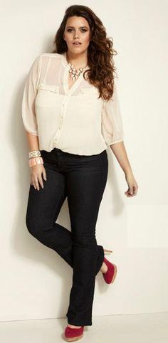 plus-size-outfits-for-work-5-best-2 #womensfashionatwork Plus Size Street Style, Yoga Jeans, Indigo Jeans, Patched Jeans, Stretchy Jeans, Moda Plus, Casual Work Outfits, Waist Jeans