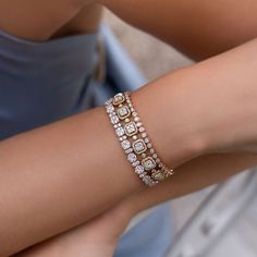 Latest Diamond Bracelet Designs, Lebanese Jewelry, Diamond Bangles Designer Latest, Diamond Bracelets Wedding, Silver Saree, Braclets Gold, Bracelets Wedding, 2024 Jewelry, Bangle Diamond