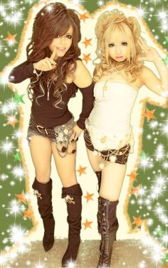 Tsyume Gyaru, Dark Gyaru, Onee Gyaru, Over The Knee Socks, Fashion Aesthetics