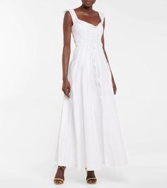 Chic White Maxi Linen Dress, Elegant Linen Maxi Dress, Elegant White Linen Maxi Dress, Elegant Cotton Floor-length Maxi Dress, Elegant Cotton Maxi Dress Floor-length, Elegant Cotton Maxi Dress, White Cotton Floor-length Maxi Dress, Elegant White Cotton Maxi Dress, Jacquemus Dress