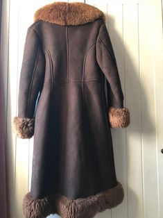 Fitted Long Fur Coat For Cold Weather, Brown Full-length Outerwear For Fall, Vintage Fitted Fur Coat For Winter, Vintage Fitted Outerwear With Faux Fur Lining, Brown Fitted Long Fur Coat, Brown Fitted Fur Coat For Cold Weather, Brown Full-length Winter Outerwear, 60s Hippie, Penny Lane Coat