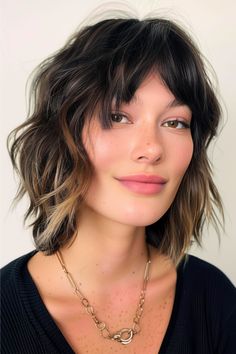 Shag Cut with Ombre Ends Short Hairstyle. Short Shag With Highlights, Shag With Highlights, Short Shaggy Bob, Mama Hair, Choppy Bangs