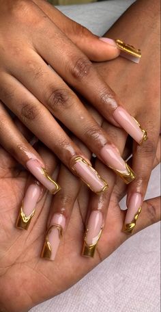 Copper Nails Designs, Gold Chrome Nails, Gold Acrylic Nails, Copper Nails, Graduation Nails, Classy Acrylic Nails, Unique Acrylic Nails, Black Nail