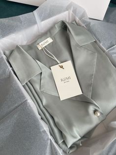 Silk Sleepwear Aesthetic, Silk Pijamas, Pijamas Women, Luxury Packaging Design, Clothing Packaging, Sleepwear Fashion