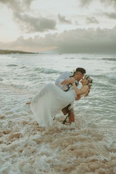 Intimate Elopement in Maui | Destination Wedding Hawaii | Valory Evalyn Candid Photography | Simple Beach Wedding Ideas | Boho Beach Wedding Dress | Creative Wedding Photo | Candid Wedding Photos | Carefree Elopement | These timeless wedding photos make for the best small intimate wedding ideas! This fun couples shoot was perfect for an adventurous couple during their casual beach wedding! Check out more info on this shoot on my linked blog! Small Intimate Wedding Ideas, Destination Wedding Hawaii, Boho Beach Wedding Dress, Wedding Ideas Boho, Maui Destination Wedding, Maui Elopement, Timeless Wedding Photos