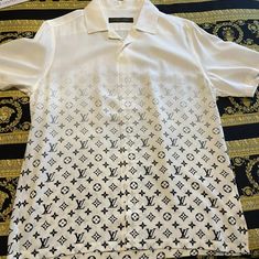 Great Condition. Luxury Short Sleeve Summer Shirt, Luxury Summer Collared Shirt, Luxury Collared Summer Shirt, Summer Short Sleeve Shirt With Monogram Print, Classic Collared Tops With Monogram Print, Luxury Collared Shirt, Luxury Spring Tops, Designer Collared Tops With Monogram Print, Designer Collared Top With Monogram Print