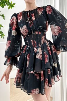 Ankara Dress Designs, Corset Black, Kaftan Designs, Stylish Short Dresses, Tiered Mini Dress, Bold Floral Print, Floral Print Chiffon, Black Floor, Fashionista Clothes