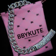 Baddie Cuban Necklace - BBYKUTE King Attire, Baddie Pfp Pink, Glittery Jewelry, Charm Bracelets For Girls, Cuban Chains, Cuban Necklace, Buy Gold Jewelry, Diamond Watches, Expensive Jewelry Luxury