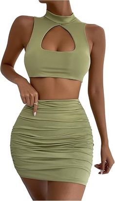 Floerns Women's 2 Piece Outfit Cut Out Micro Tops and Ruched Bodycon Skirts Set Rock Outfit, Backless Design, Ruffle Mini Dress, Moda Vintage, Summer Skirts, Solid Clothes, Dress Set, T Shirt Vest, Tankini Top