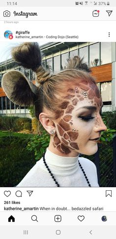 Wild Animal Costume Diy, Diy Jungle Costume, Diy Animal Costume Women, Diy Safari Costume, Zebra Costume Women, Jungle Costume Women, Giraffe Costume Diy, Safari Costume Diy, Diy Zebra Costume