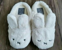 #mytimealone Cute Slippers, Birthday Wishlist, Cute Little Things, Purim, Pretty Shoes, Dream Shoes, Christmas Wishes, Dream Clothes, Christmas Wishlist