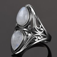 Vintage Rainbow Moonstone Ring - 925 Sterling Silver - AtPerry's Healing Crystals Moonstone Rings, Rainbow Moonstone Ring, Vintage Rainbow, Silver Style, Original Jewelry, Psychic Abilities, Moonstone Ring, Style Boho, Moon Stone