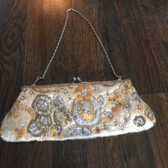 New York & Company Evening Clutch With Sequin Beading And Short Chain Strap New Without Tags Gold Embellished Evening Shoulder Bag, Gold Beaded Evening Clutch Bag, Festive Beaded Gold Clutch, Gold Beaded Evening Bag For Vintage Events, Vintage Sequin Evening Bag, Company Bag, Beaded Evening Bags, Evening Clutch, Sequin Beading