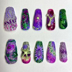 ⋆✴︎˚｡⋆ intricate 3D sculpted floral nails inspired by the magic of passionfruit and gorgeous passionflower blooms ⋆✴︎˚｡⋆ Example set is 19. Medium Coffin A sizing kit is required before purchasing a nail set to ensure a perfect fit. Please allow 1-2 weeks for order processing and shipping. Brain Nails, Cosmetics Table, Amanita Nightshade, Finding My Style, Medium Coffin, Nails Inspired, Cute Acrylic Nail Designs, Nail Sets, Really Cute Nails