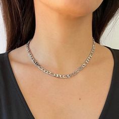 New Women's 925 Silver Figaro Chain Necklace Details: Length 18" Width 3mm 100% Genuine 925 Sterling Silver (Stamped) Retail Price $295 Buy With Confidence From A Trusted Seller With A 99%+ Feedback Rating! A0180 (Id-20) White Gold Figaro Chain Necklace For Everyday, Elegant Silver Figaro Chain Necklace, Everyday White Gold Figaro Chain Necklace, Sterling Silver Figaro Chain Necklace For Everyday, Everyday Sterling Silver Figaro Chain Necklace, Silver Figaro Chain Necklace Gift, Silver Sterling Jewelry With Figaro Chain, Sterling Silver Figaro Chain Necklace As Gift, Classic Silver Figaro Chain Necklace