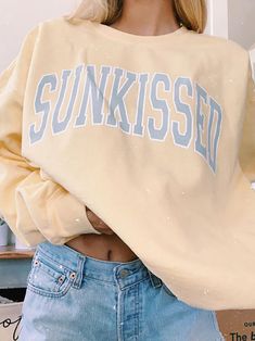 Item specificsSeason:WinterGender: WomenMaterial:PolyesterClothing Length: RegularSleeve Length:Long Sleeve Cozy Womens Sweaters, Comfort Colors Sweatshirt, Yellow Sweatshirt, Sweatshirt Outfit, Cute Sweatshirts, Sweatshirts Online, Look Vintage, Mode Vintage, Shop Sweatshirts