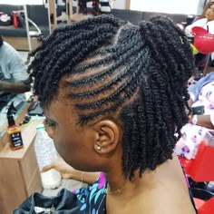 @transitioning2natural shared a photo on Instagram: “Half up half down flat twist style created by #T2NSTYLIST @jhhairandnails  . . . . . . . . . . #teamnatural #naturalhairproducts…” • Jul 22, 2020 at 11:47pm UTC Half Up Half Down Flat Twist, Short Virgin Hair Twist Styles, Kinki Twisting Styles, Half Up Half Down Twist, Hairstyles 4c Natural Hair, Natural Twist Hairstyles, Natural Hair Flat Twist, Two Strand Twist Hairstyles, Braids Women