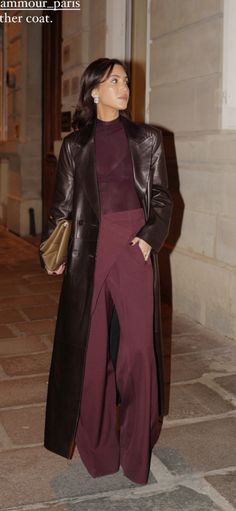 Monochromatic Outfit Burgundy, All Burgundy Outfit Women, Red Silk Outfit, Burgandy Boot Outfit Winter, Dark Autumn Style, Winter Monochrome Outfit, Winter Outfits2024, Burgundy Brown Outfit, Monochromatic Burgundy Outfit