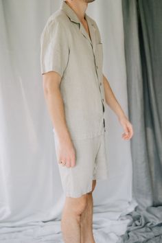 Summer Linen Sets With Pockets, Relaxed Fit Linen Sets For Summer, Summer Linen Sets With Relaxed Fit, Short Sleeve Linen Sleepwear For Loungewear, Linen Short Sleeve Sleepwear For Loungewear, Casual Linen Sleepwear Relaxed Fit, Relaxed Fit Linen Sleepwear For Home, Linen Relaxed Fit Sleep Set, Relaxed Fit Linen Sleep Set