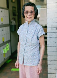 How this senior Chinatown style blog was born Nexxus Hair Products, Senior Fashion, Chinatown San Francisco, 2022 Aesthetic, Ethnic Hairstyles, Advanced Style, Style Advice