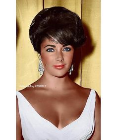 Elizabeth Taylor Eyes, Violet Eyes, Old Hollywood Stars, Marilyn Monroe Photos, Hollywood Icons, Actrices Hollywood, Elizabeth Taylor, Hollywood Glamour