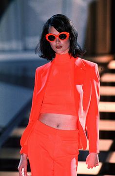 f e m m e House Of Versace, Versace Runway, 90s Supermodels, 90s Models, Futuristic Fashion, Runway Collection, Gianni Versace, Celebrities Female, 90s Fashion