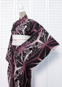 Japanese Yukata Kimono - Plum Blossoms and Webs in Black Traditional Black Kimono With Floral Print, Traditional Black Floral Print Kimono, Traditional Black Kimono For Tea Ceremony, Dark Kimono, Oiran Kimono, Black Yukata, Traditional Yukata, Cherry Blossom Kimono, 80s Japanese Fashion