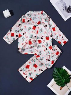 Cheap Cartoon Print Sleepwear, Casual Cartoon Print Sleep Sets, Cheap Kawaii Cartoon Print Sleepwear, Winter Cartoon Print Sleepwear, Long Sleeve Cartoon Print Pajama Sets, Christmas Chair Covers, Christmas Pajamas Kids, Christmas Fits, Pajama Suit