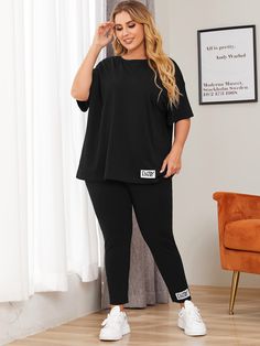 Plus Letter Patched Tee & Leggings Black Casual  Half Sleeve Knitted Fabric Letter  Slight Stretch Spring/Fall Women Plus Clothing, size features are:Bust: ,Length: ,Sleeve Length: Long Leggings Outfit, Legging Tshirt Outfit, Casual Leggings Outfit, Momma Mia, Legging Outfit, Leggings Outfit Casual, Church Clothes, Look Legging, Black Leggings Outfit