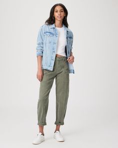 Meet Alexis, our new feminine take on the cargo pant. Inspired by our bestselling High Rise Noella boyfriend silhouette, this effortlessly chic pair is crafted from super soft denim in Vintage Ivy Green and has perfect amount of stretch for the most comfortable fit. | Alexis Cargo Barrel Leg Jean - Vintage Ivy Green | Size 24 Green Straight Jeans, Army Green Pants Outfit, Green Jeans Outfit, Green Cargo Pants Outfit, Green Pants Outfit, Cargo Pants Style, Army Green Pants, Boyfriend Pants, Latest Jeans