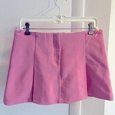 Zara - Mini Skirt Pink Size M Brand New, From Smoke And Pets Free Home Pink Skort With Pockets For Spring, Zara Pleated Mini Skort, Zara Mini Skort With Pockets, Zara Skort With Pockets, Trendy Pleated Zara Bottoms, Trendy Lined Skirt From Zara, Trendy Pink Mini Skirt By Zara, Trendy Pink Zara Mini Skirt, Trendy Pink Zara Skirt