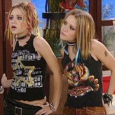 Pop Punk Outfits, 2000 Emo, Stile Punk Rock, Nostalgia Fashion, Y2k Fashion Early 2000s, Emo Princess, 00s Nostalgia, 2000s Outfit