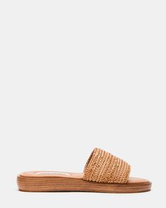 LUNETTA NATURAL RAFFIA Sandals Steve Madden, Steve Madden Store, Apparel Merchandising, Low Wedges, Slides Women, Slide Design, Wedding Looks, Women's Sandals, Slide Sandals