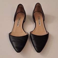 Reposhing These Vintage Manolos I Purchased From @Vagado. Fantastic Condition, But I Have Wide Feet And This Was A Bit Too Narrow. Questions? Leave A Comment Below! Manolo Blahnik Black, Black Leather Flats, Manolo Blahnik Shoes, Black Flats, Manolo Blahnik, Loafer Flats, Flat Shoes Women, Loafers, Women Shoes