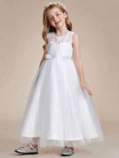 This sleeveless flower girl dress features delicate lace detailing and a charming butterfly bow at the waist. The elegant lace overlay creates a beautiful texture and adds a touch of sophistication to the design. The butterfly bow is a sweet and whimsical detail that adds a pop of color and ties the look together. This dress is perfect for any special occasion, from weddings to formal events, and is sure to make any little girl feel like a princess. Fit: Please refer to Size Chart. Closure: It i Wedding Cricut, Sleeveless Flower Girl Dresses, Formal Maternity Dress, Lace Flower Girl Dress, Wedding October, Tulle Flower Girl Dress, Princess Flower Girl Dresses, Cricut Wedding, Butterfly Bow