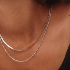 Everyday Jewelry Silver, Easy Necklace, Hey Harper, Minimalist Jewelry Silver, Silver Jewlery, Silver Necklace Simple, Simple Silver Jewelry, Silver Jewelry Necklace, Waterproof Jewelry