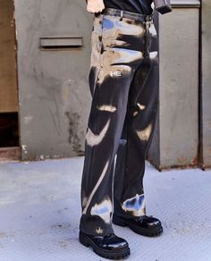 Techno Outfit, Dye Pants, Heliot Emil, Tie Dye Pants, Liquid Metal, Futuristic Fashion, Streetwear Men Outfits, Fashion Fits, Custom Clothes