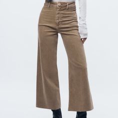 Brand New Zara Wide Leg Jeans In “Sand.” “The Marine Straight” Light Brown Jeans, Marine Straight Jeans, Zara Wide Leg Jeans, Zara Brand, Beige Jeans, Zara Jumpsuit, High Waisted Flare Jeans, Brown Jeans, Fall 24