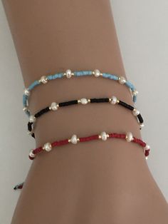 Minimalist Beads Bracelet, Simple Bracelets Diy, Simple Bead Bracelet, Crystal Bracelets Diy, Handmade Ankle Bracelets, Colorful Beaded Bracelets, Simple Beaded Bracelets, Red Beaded Bracelet